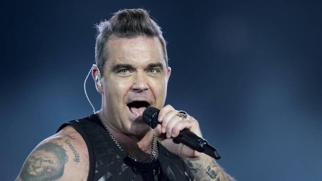 Robbie Williams - Live at the Apple Music Festival