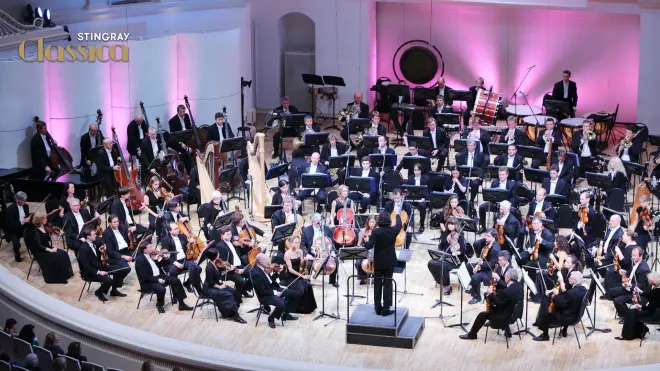 Pletnjow dirigiert Bizet und Ravels 1. Konzert
