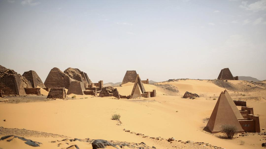 Pyramiden i Giza: Sträcka sig mot stjärnorna